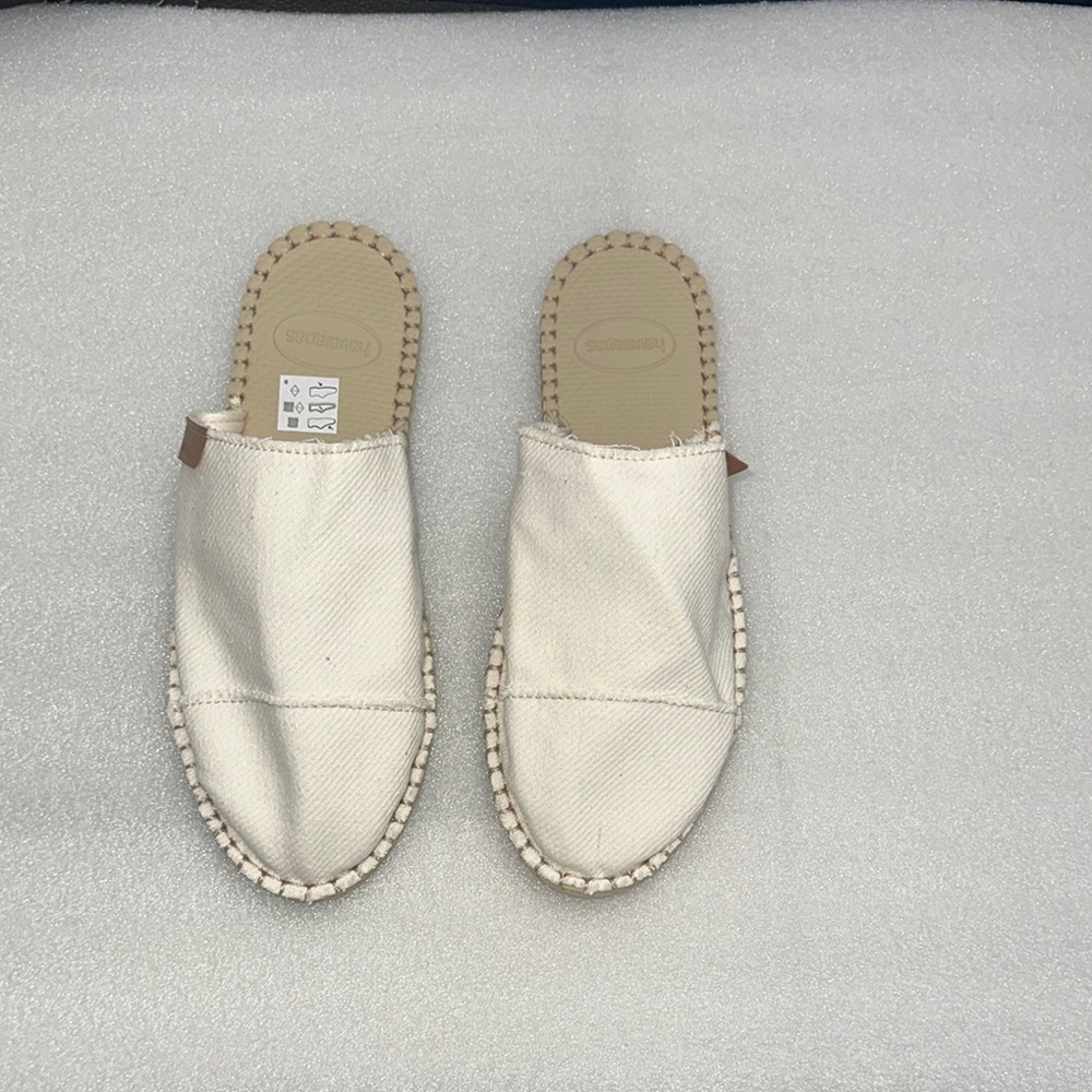 Havaianas Cream Slip-On Mules